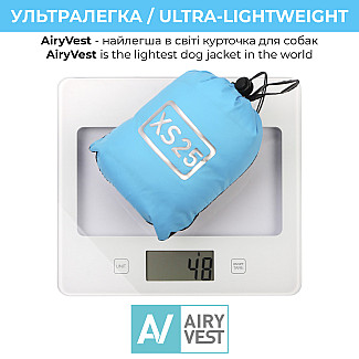 Двостороння курточка для собак AiryVest Lumi чорно-блакитна, M45