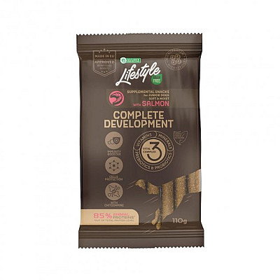 Беззерновое лакомство Nature's Protection Lifestyle Grain Free Salmon Complete development с лососем для молодых собак всех пород