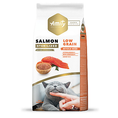 Сухой корм для стерилизованных кошек Amity Super Premium Low Grain Salmon Sterilized Cat с лососем